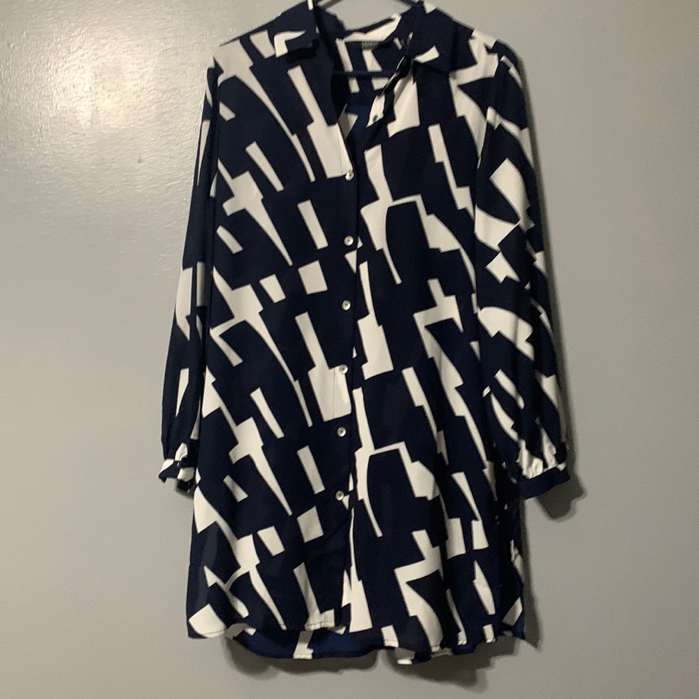 Navy/white shirt dress